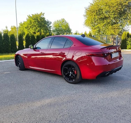 Alfa Romeo Giulia cena 97500 przebieg: 112000, rok produkcji 2018 z Lublin małe 92